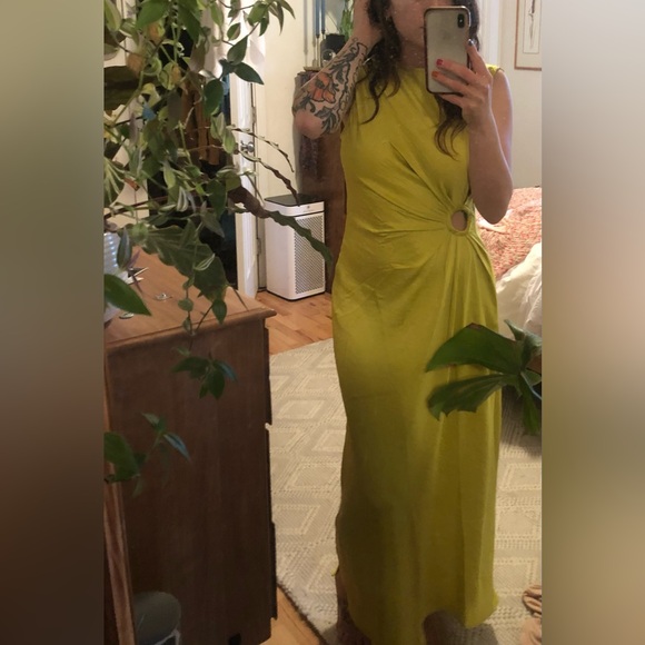 House of Harlow Keyhole Keyhole Ruched Midi Dress - Picture 1 of 8